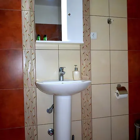 Relax Pozar Πανσιόν